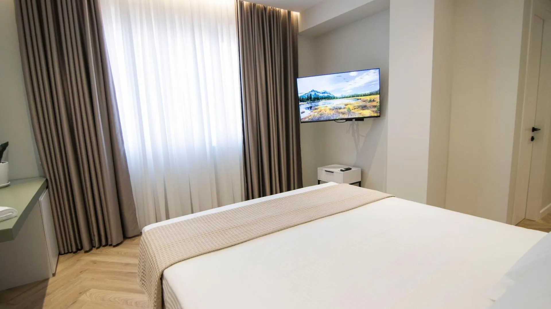 Mina Luxury Rooms Tirana