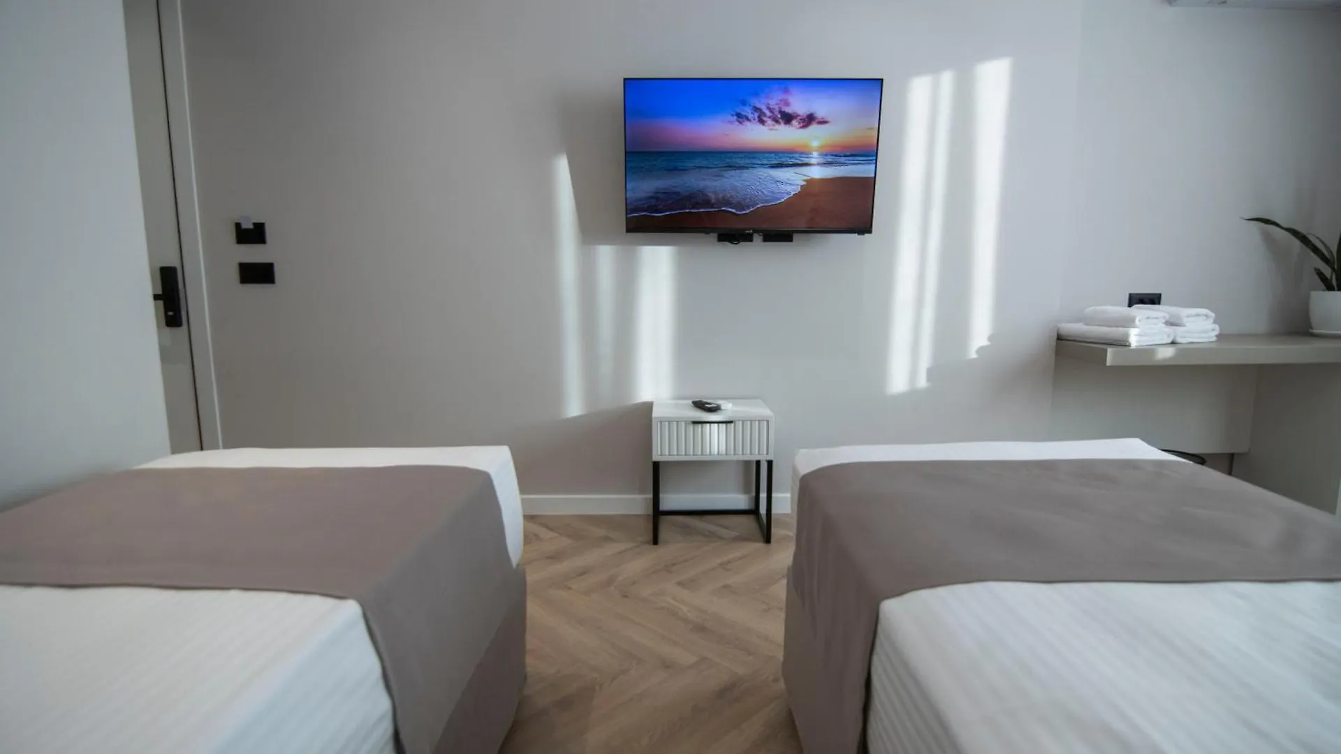 Mina Luxury Rooms Tirana Albanien