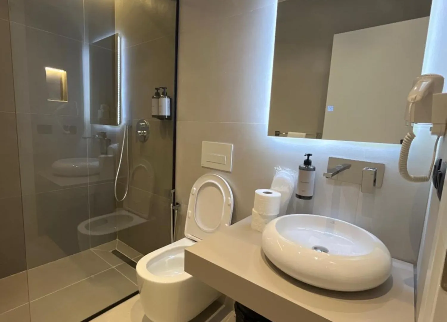 Mina Luxury Rooms Tirana 0*,