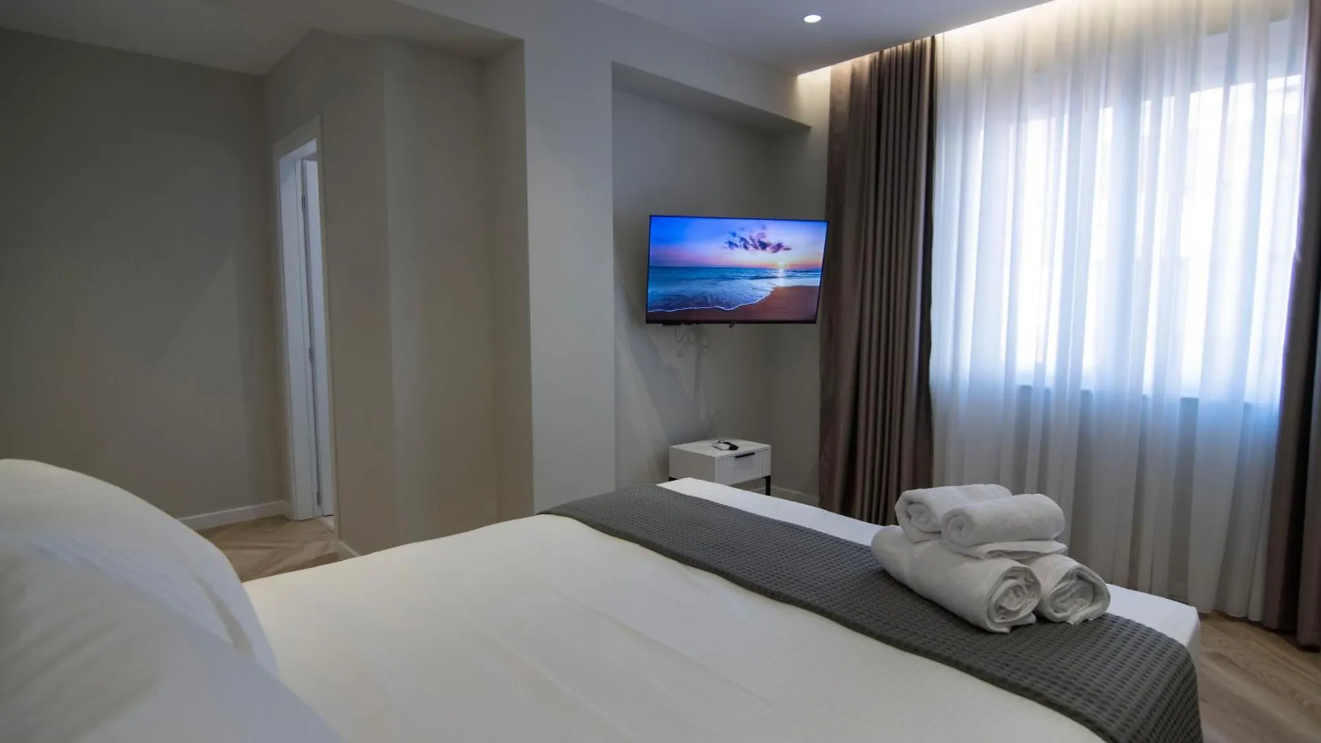 アパート Mina Luxury Rooms ティラナ アルバニア