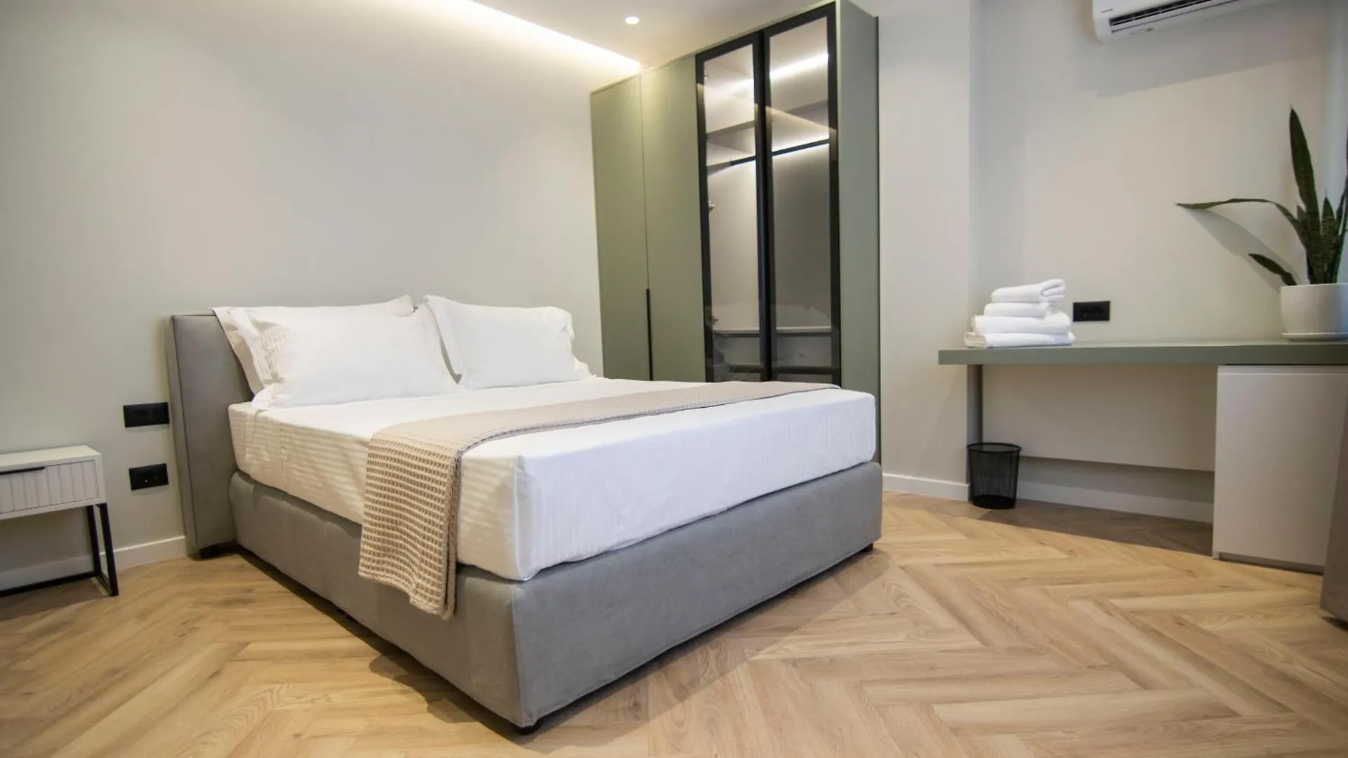 Mina Luxury Rooms ティラナ アパート