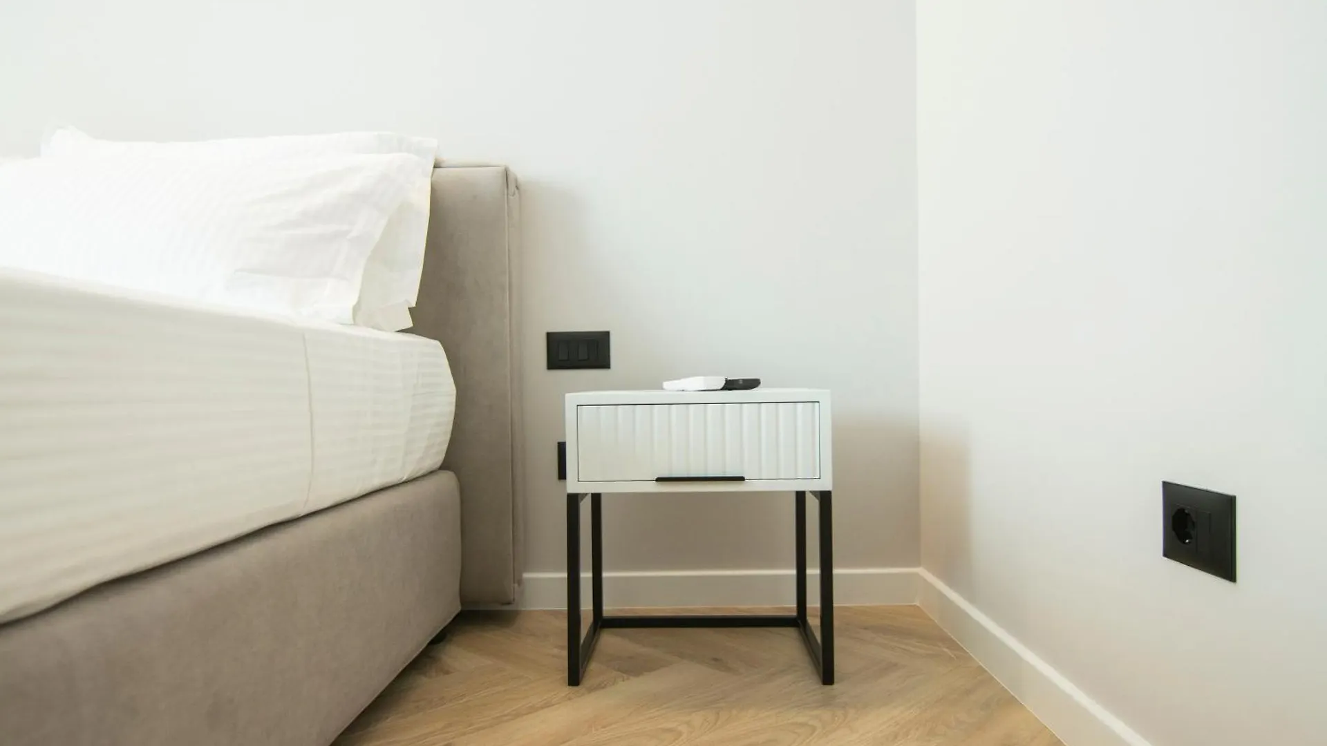 Mina Luxury Rooms ティラナ アパート