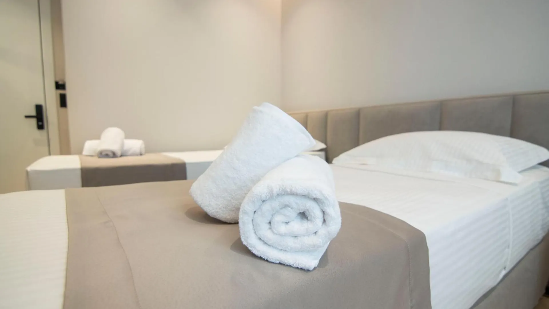 Mina Luxury Rooms ティラナ アパート
